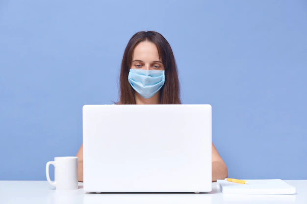 Um panorama completo sobre pandemia e estudos online
